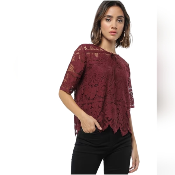 🎈BCBGeneration Burgundy Lace Top - Picture 1 of 5